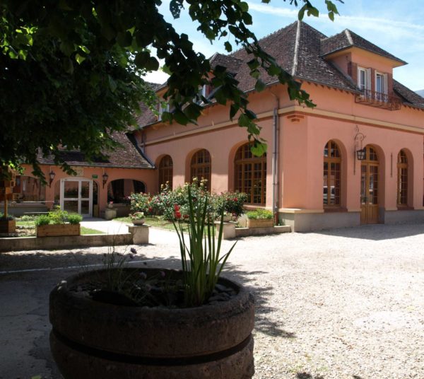 Big capacity accommodation