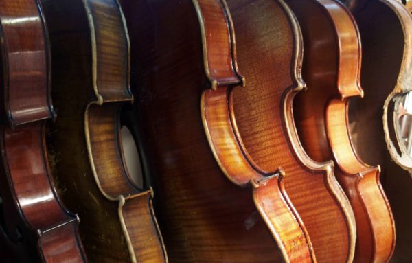 Shopping, arts and crafts